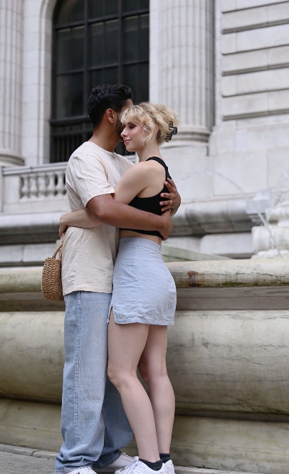 7 Innocent Texts That Make Him Obsessed - Mini Guide